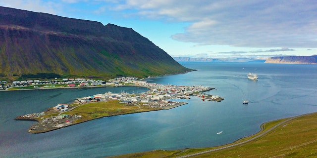 Ísafjörður-1