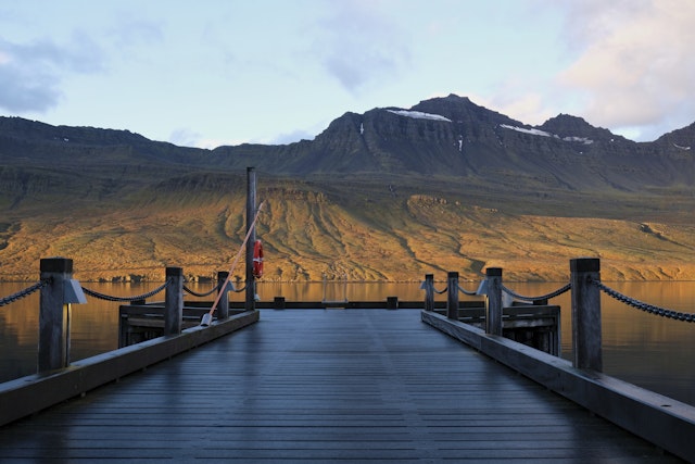 Entdecken Sie das Land der Nordlichter
