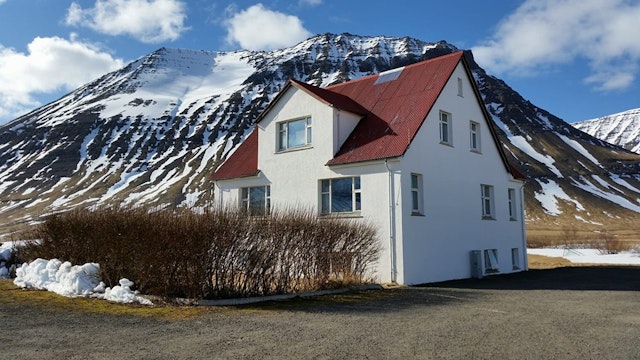 Holt Inn