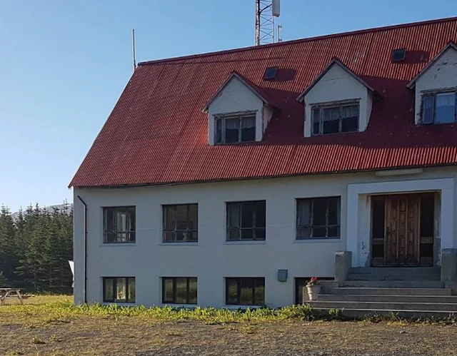Holt Inn